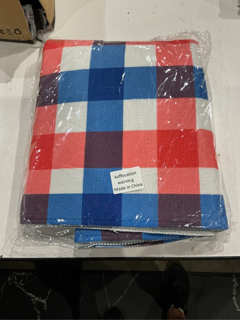 Condition photo showing Good Condition for 4th of july buffalo plaid area rug 2x3 patriotic small entryway rugs blue red white check non-slip indoor outdoor front door mat independence memorial day welcome mat washable carpet buffalo plaid 4th of july 8" x 10" (rectangular)