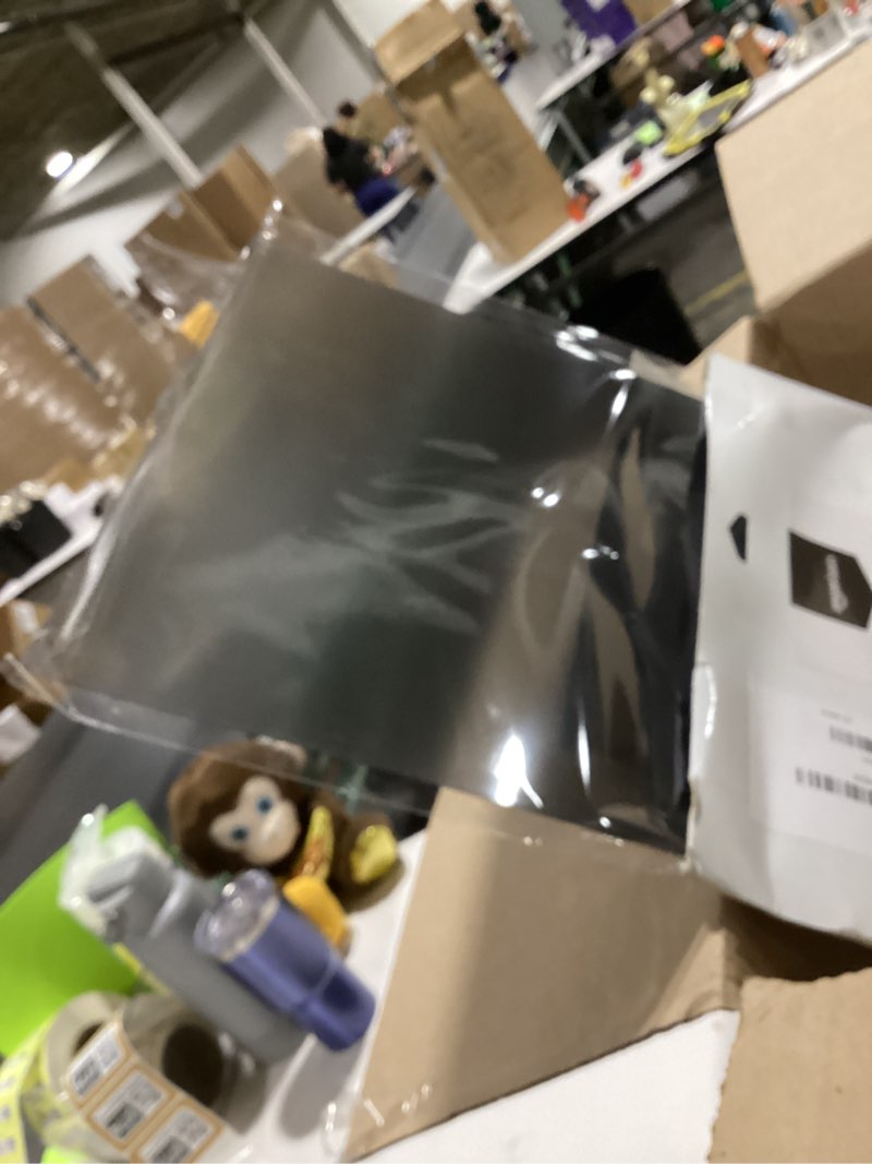 Condition photo showing Good Condition for Amazon Basics Privacy Screen Filter - 24 Inch 16:9 Widescreen Monitor, Anti Glare & Blue Light Filter (24 inch (16:9), 20.94" x 11.79")