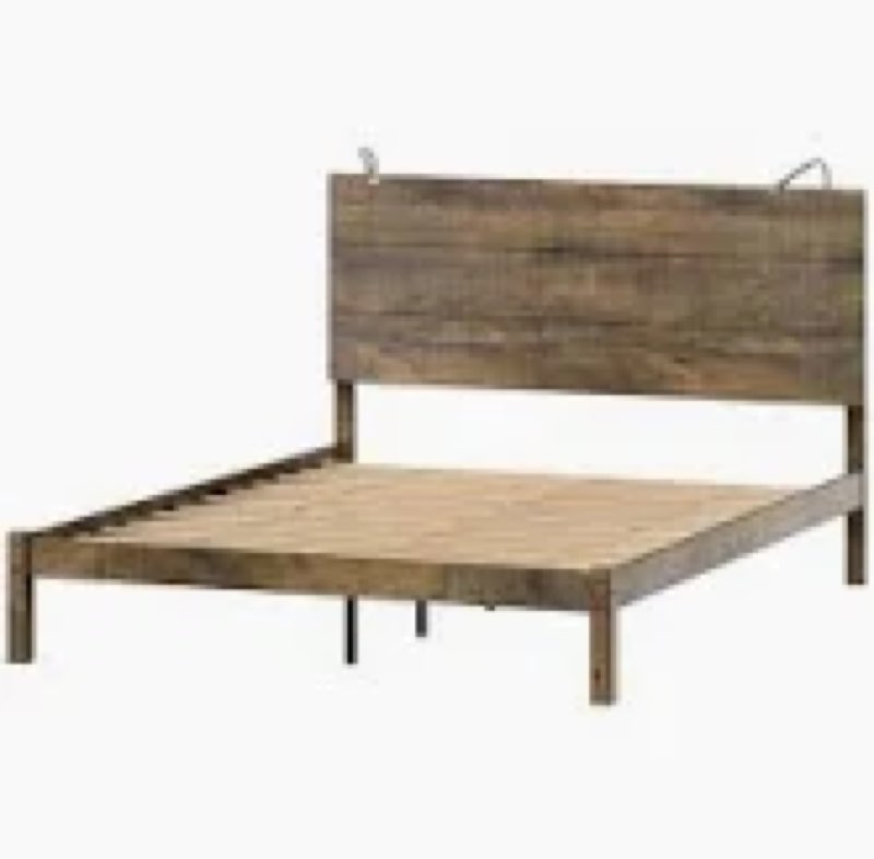 Farmhouse Wooden Platform Bed