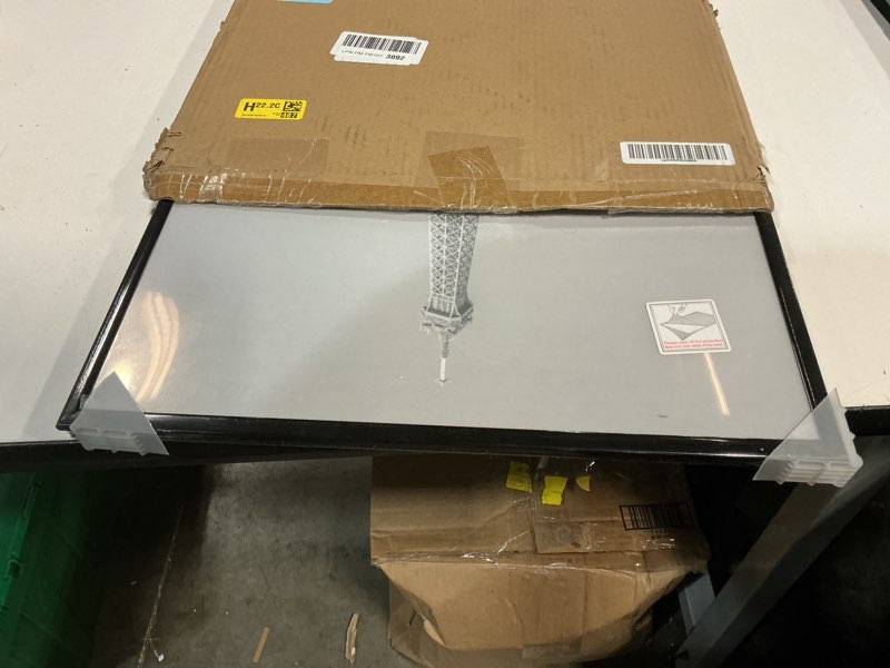 Condition photo showing Good Condition for upsimples 16x24 picture frame black 3 pack, scratch-proof poster frames 16 x 24 for photo gallery - slide-in strips, horizontal or vertical wall mounting