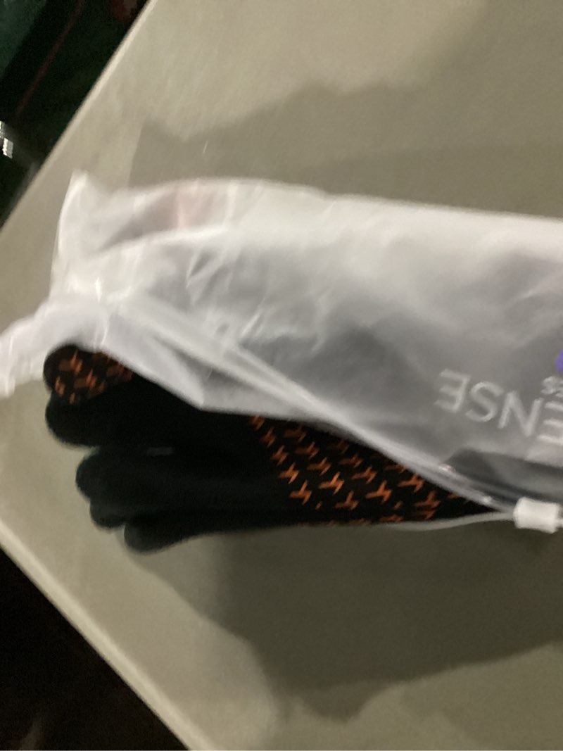 Condition photo showing New/Like New for kastking hydrosense waterproof fishing gloves, 100% waterproof and breathable cold weather fishing gloves, ideal for ice fishing, winter fishing & outdoor winter sports, fishing gloves men women black medium