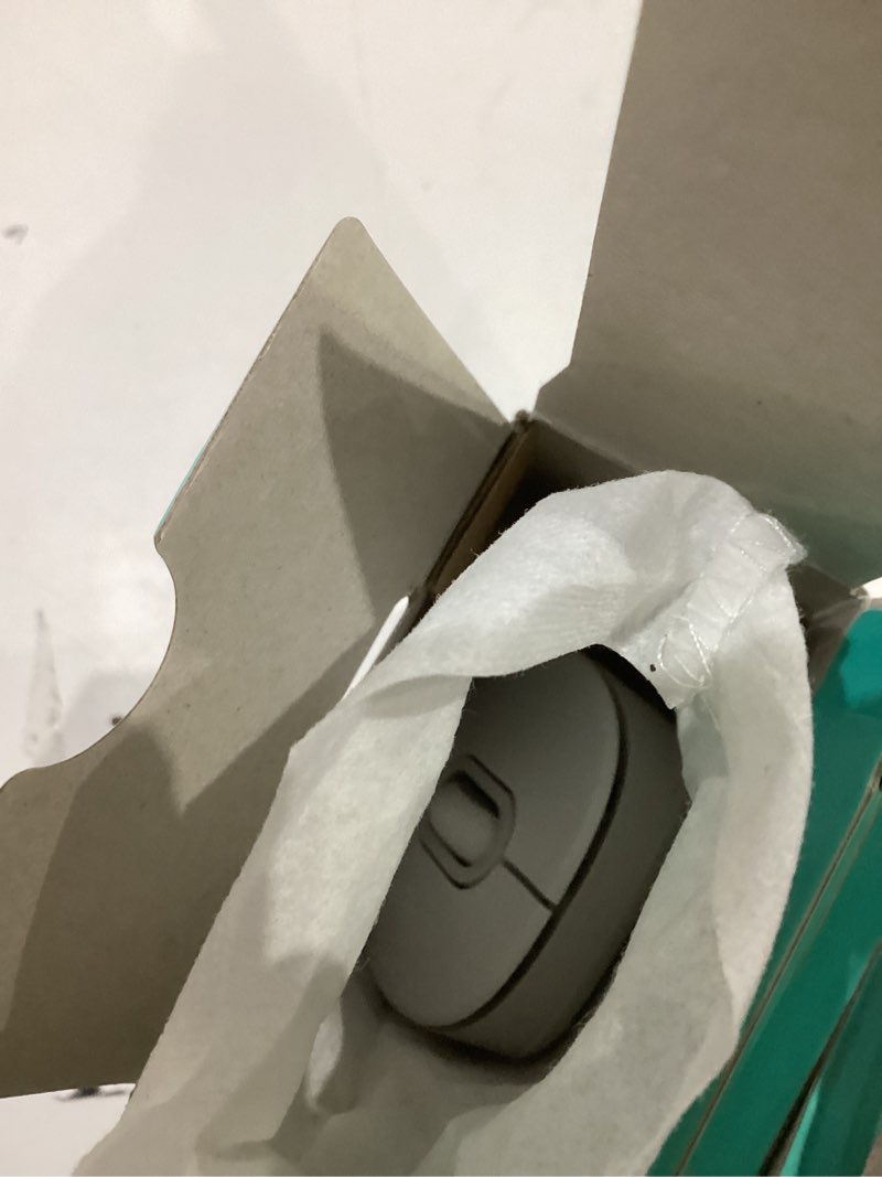 Condition photo showing Good Condition for logitech signature m550 wireless mouse - for small to medium sized hands, 2-year battery, silent clicks, bluetooth, multi-device compatibility - off white off white small / medium size