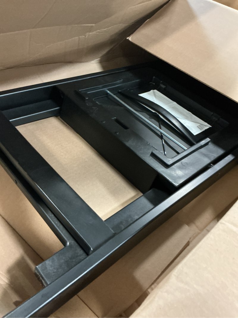 Condition photo showing Good Condition for Flash Furniture Hercules™ Folding Chair - Black Resin – 1000LB Weight Capacity Comfortable Event Chair - Light Weight Folding Chair