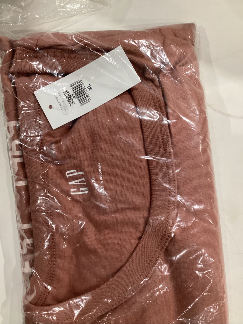 Condition photo showing New/Like New for New york gap XL shirt