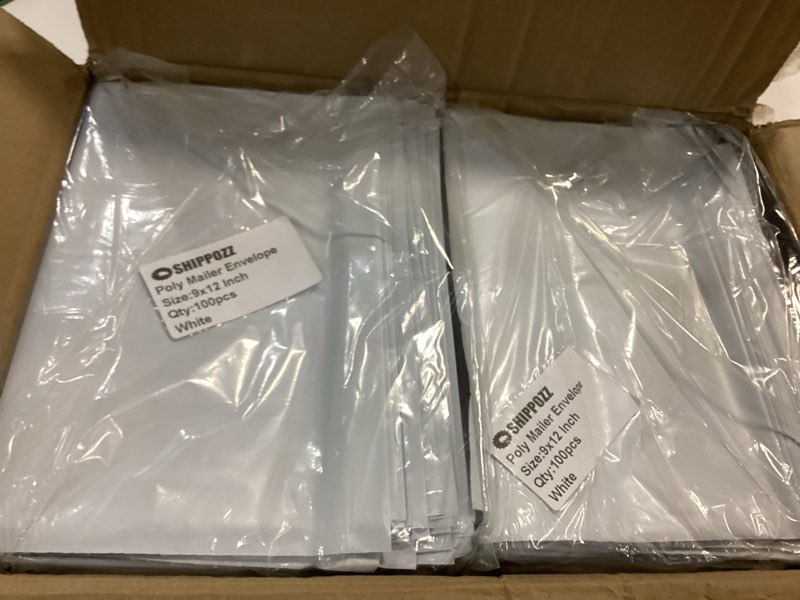 Condition photo showing Good Condition for shippozz 9x12 poly mailers 100 pack, durable waterproof polymailers for shipping clothes, self seal mailing bags for small business packaging supplies, mailing envelopes for books, and accessories 9 x 12 (100pcs)
