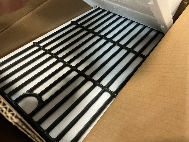 Condition photo showing Good Condition for cooking grates for charbroil performance grill - 463365021 463365522 463352521 463350521, grill grates for 463366022 463350722 463352021,cast iron, 17", 3 packs 16.88"x24.6"
