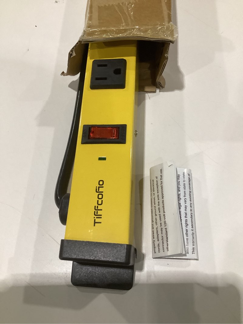 https://lotting-media.assets.bidfta.com/lotting_e2dc8a84-323d-4cd7-9d85-c4d116efb2ba