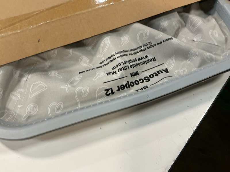 Condition photo showing Good Condition for litter pad for autoscooper 12, waterproof scratch-resistant non-stick pad, 15.39 x 13.74 inches, fit for autoscooper 12 self-cleaning litter boxes, 2-pack? not compatible with autoscooper 11 ?