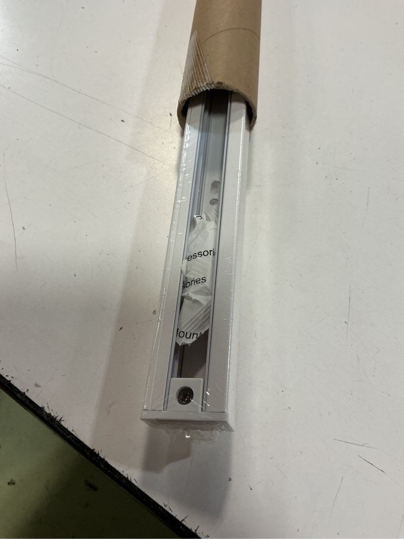 Condition photo showing New/Like New for 3 wires 4 feet track with double end cap-white
