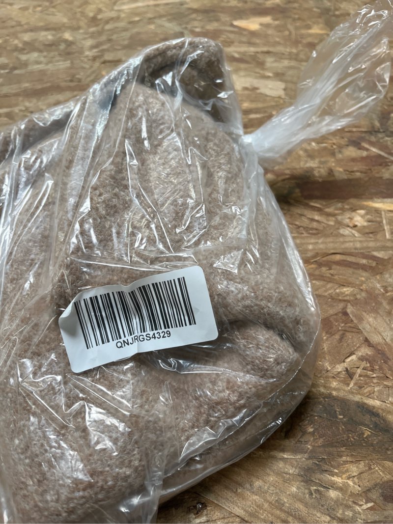 Condition photo showing Good Condition for alpaca boucle pillow cover, 20x20, heather oatmeal