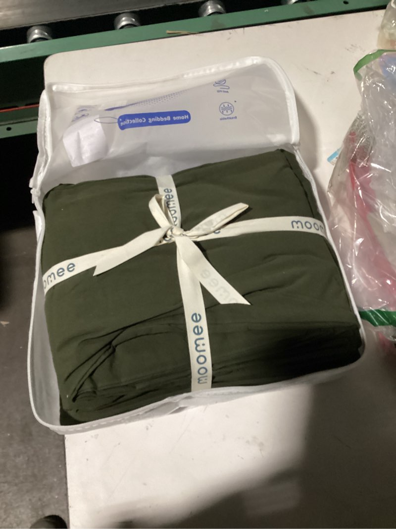 Condition photo showing Good Condition for MooMee Bedding Sheet Set 100% Washed Cotton Linen Like Textured Breathable Durable Soft Comfy (Olive Green, Queen)