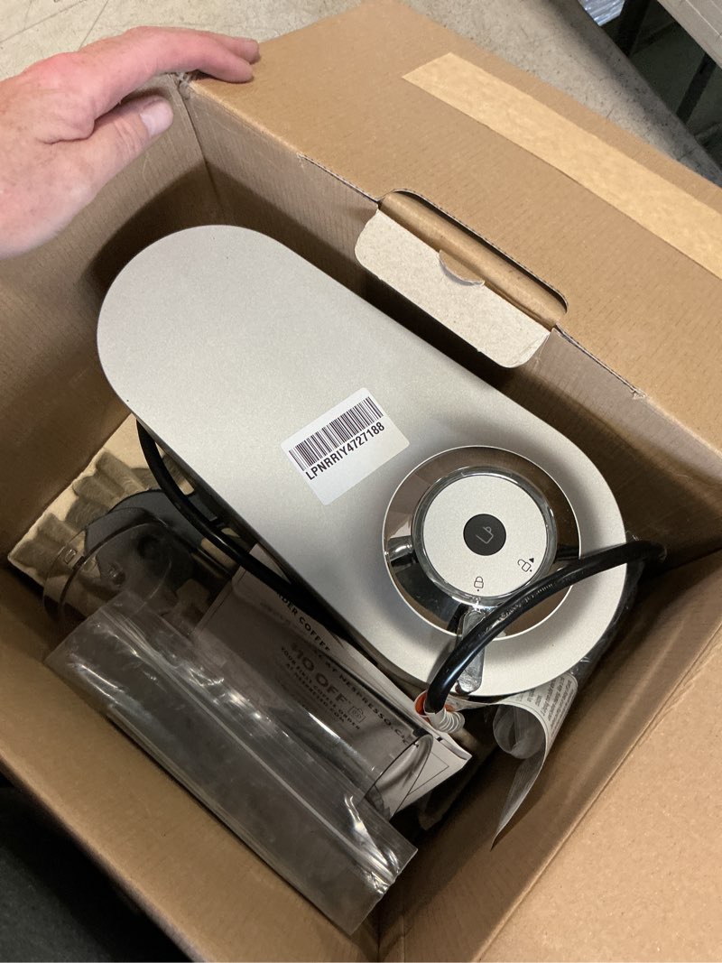 https://lotting-media.assets.bidfta.com/lotting_e2fda38f-6ef6-4520-99d2-6ca41bedcbab