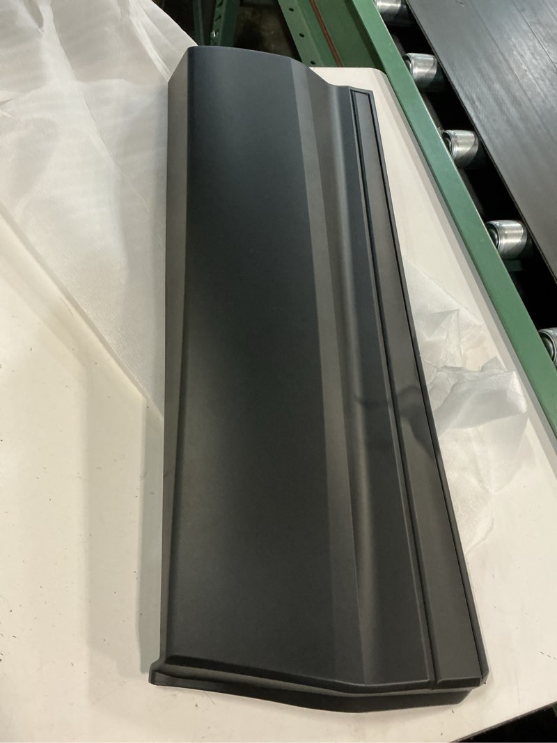 Condition photo showing Good Condition for applianpar rear passenger side door lower molding trim garnish for honda crv 2017-2022