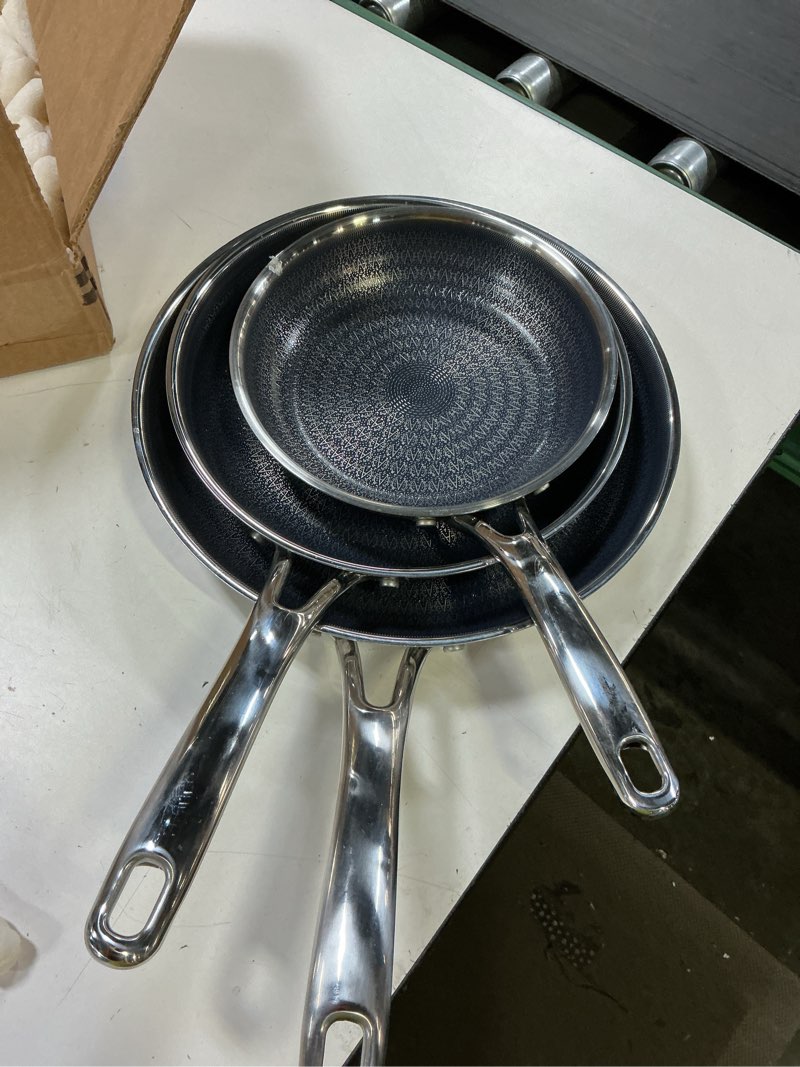 Condition photo showing As Is for ammeloo hybrid tri-ply stainless steel frying pan set, 8"/9.5"/11" cooking pans, non stick frying pans and skillets, chef pan, non toxic, dishwasher safe, induction compatible, black interior