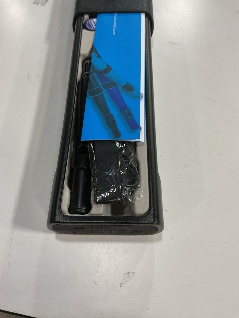 Condition photo showing Good Condition for Student Flute Kit - Black