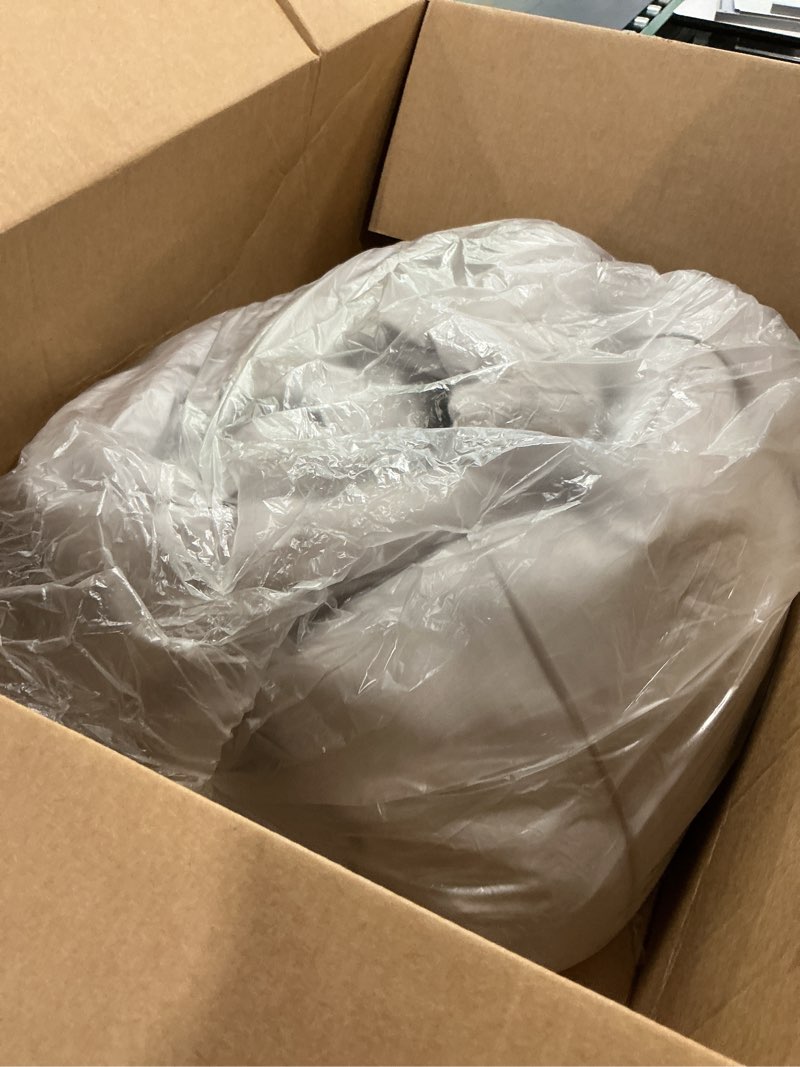 Condition photo showing Good Condition for Ella Jayne Microfiber Down-Alternative Solid Color Comforter 