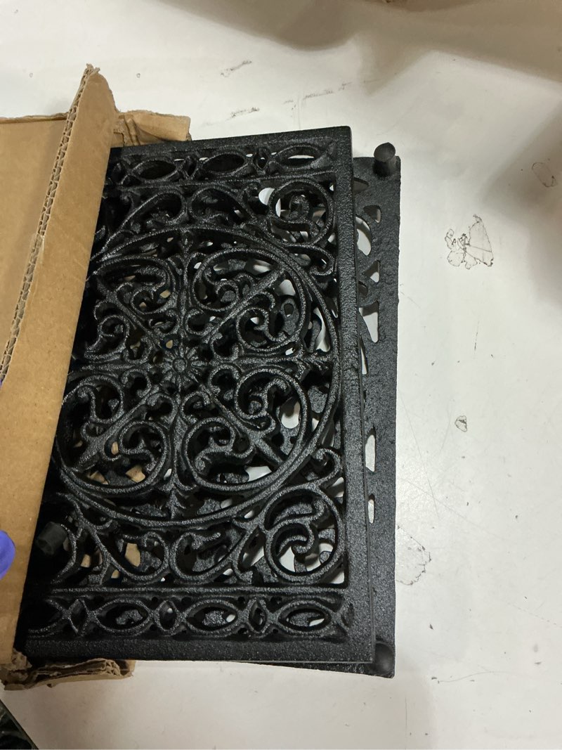 Condition photo showing Good Condition for Sumnacon 2Pcs Rectangle Cast Iron Trivet - Heat Resistant Iron Trivet for Hot Dish Pot Pan Plate Teapot, Rustic Cast Iron Hot Dish Plate Holder for Kitchen Dining Table Countertop Cooktop Black 9.6 x 6.3 Inch