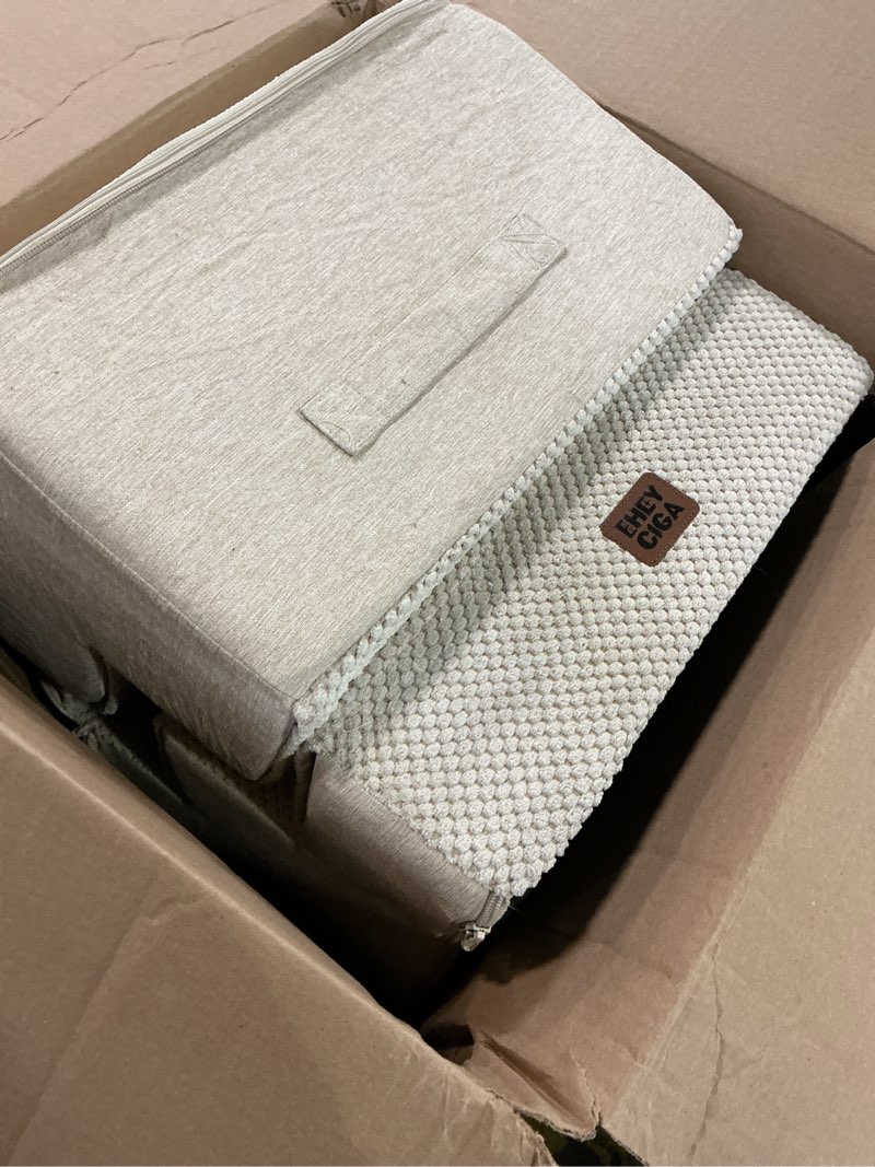 Condition photo showing Good Condition for EHEYCIGA Dog Stairs for High Bed 22.5”H, 5-Step Dog Steps for Bed, Pet Steps for Small Dogs and Cats, Non-Slip Balanced Pet Ramp Indoor, Light Grey