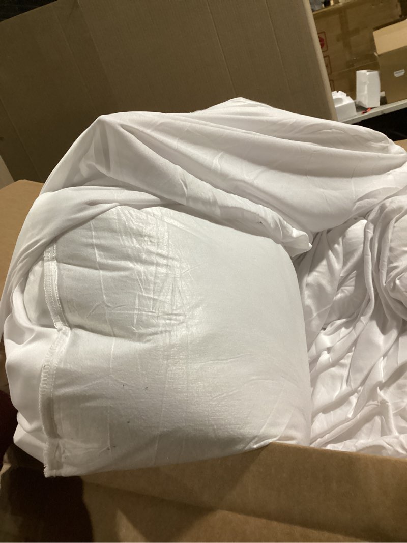 Condition photo showing New/Like New for Beckham Hotel Collection King Size Mattress Pad (Extra Padded) & Protector Hybrid - Quilted Pillow Top Mattress Cover - Thick, Plush, Fitted Mattress Topper for Bed