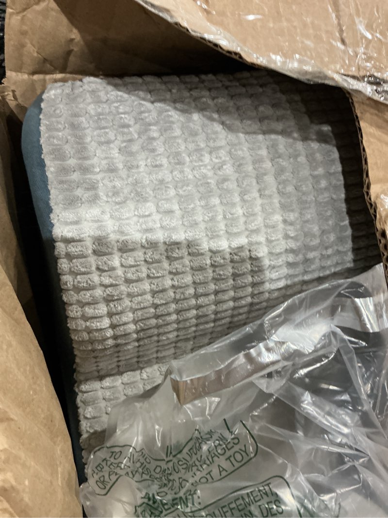 Condition photo showing Good Condition for pocblue dog stairs for small dogs 15.7" h, wide pet step for couch/sofas/chairs, curved pet ramps for small dogs & cats with high-density foam and washable cover, 3-step, grey grey 3 15.7x22.8x15.7in