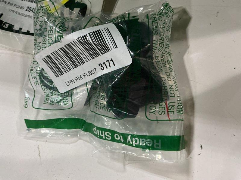 Condition photo showing Good Condition for Velpeau CMC Thumb Brace for Osteoarthritis - with Shape-memory Restriction Splint, CMC Joint Stabilizer, Basal Thumb Arthritis Pain Relief and Support for Women and Men (Black, Right Hand, Small) Small Black-Right Hand