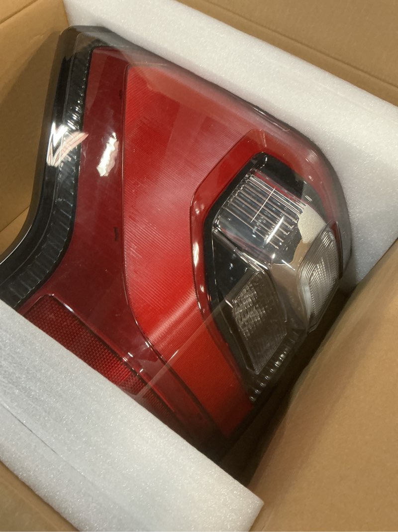 Condition photo showing Good Condition for dasbecan led tail light compatible with 2018-2021 ford expedition taillight rear lamp left driver side replace jl1z-13405-h led left driver side
