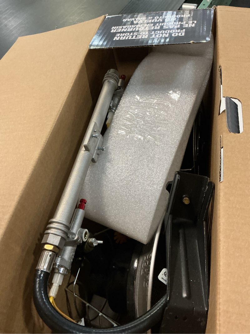 Condition photo showing Good Condition for Mr. Heater 30 000 BTU 2 Burner Propane Tank Top Heater with Auto Shut Off