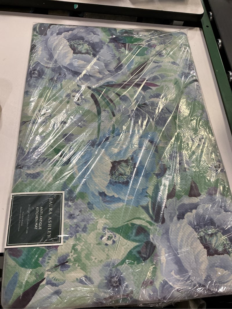 Condition photo showing New/Like New for Laura Ashley Anti-Fatigue Comfort 20"x32" Kitchen Mat, Francesca Teal Francesca