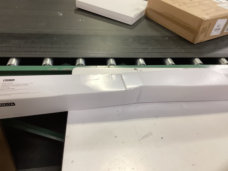 Condition photo showing New/Like New for DELTA FAUCET 41936-CZ, 36-Inch, Champagne Bronze