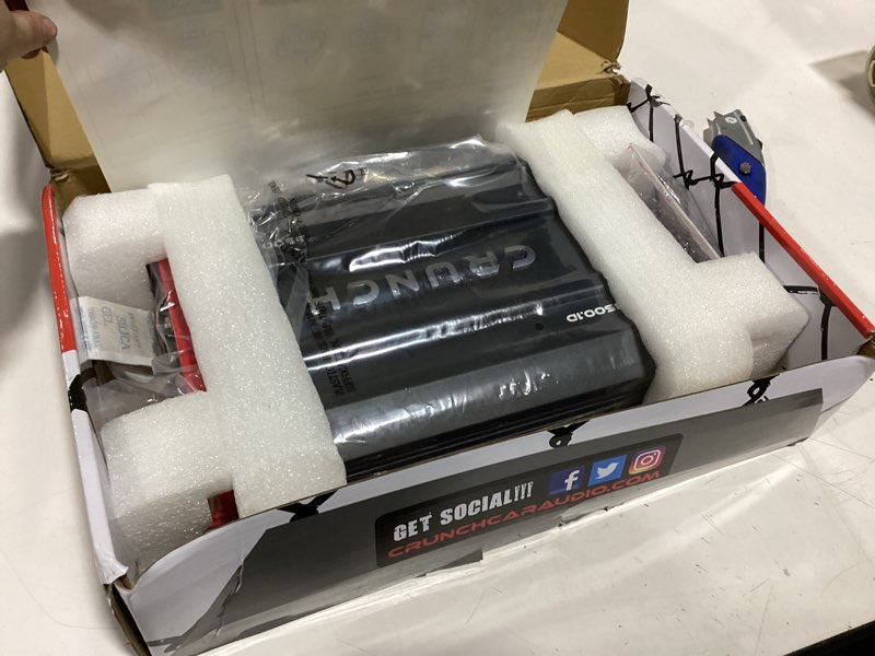 Condition photo showing New/Like New for crunch ground pounder gp-3500.1d 3500 watt monoblock amplifier