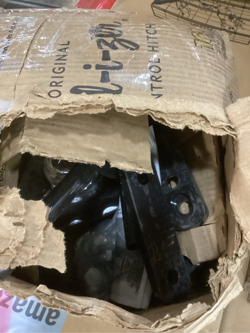 Condition photo showing Good Condition for Equal-i-zer 4-point Sway Control Hitch, 90-00-1600, 16,000 Lbs Trailer Weight Rating, 1,600 Lbs Tongue Weight Rating, Weight Distribution Kit Includes Standard Hitch Shank, Ball NOT Included