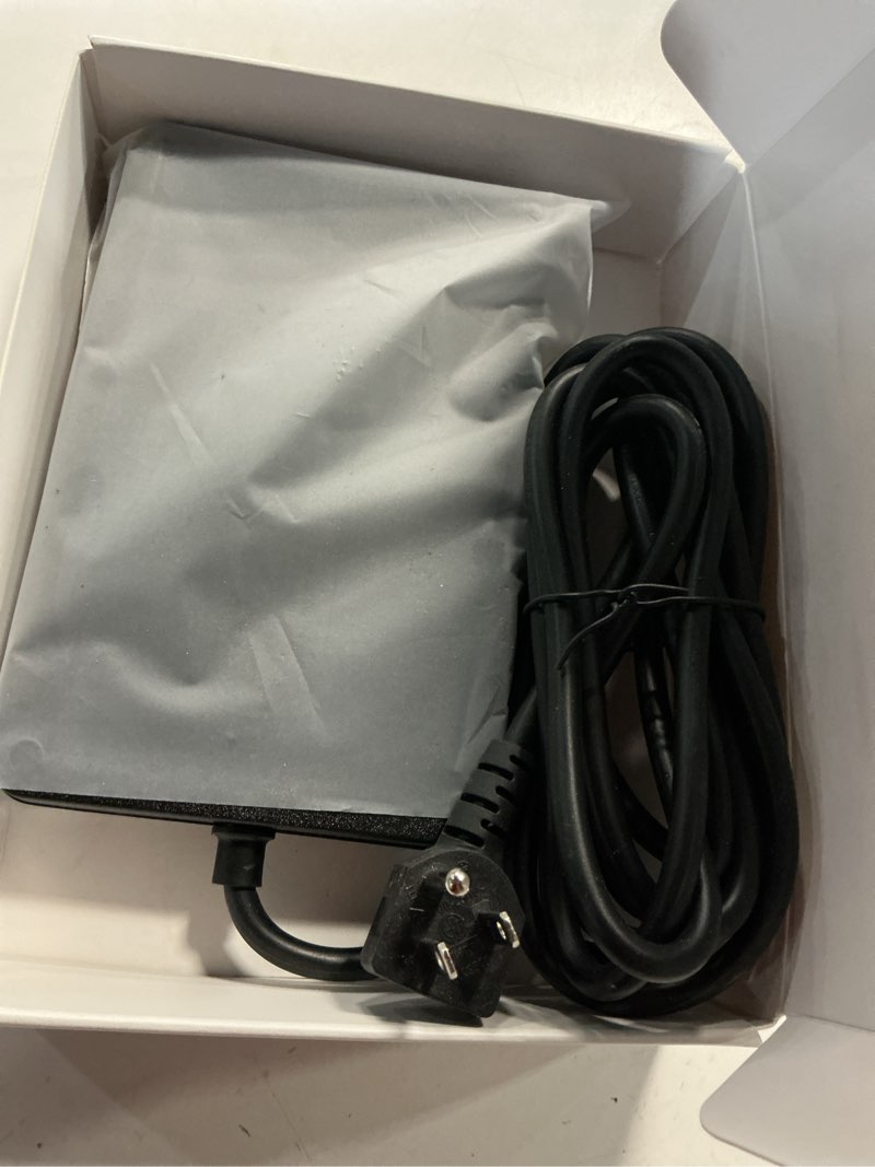 Condition photo showing Good Condition for 10 FT Flat Plug Surge Protector Power Strip,11 Multiple AC Outlets with 6 USB Ports (2 USB C), 10 Feet Extension Cord, 1250W/10A, One Touch Switch Button, 17 in 1 Compact powerstrip 10FT Black