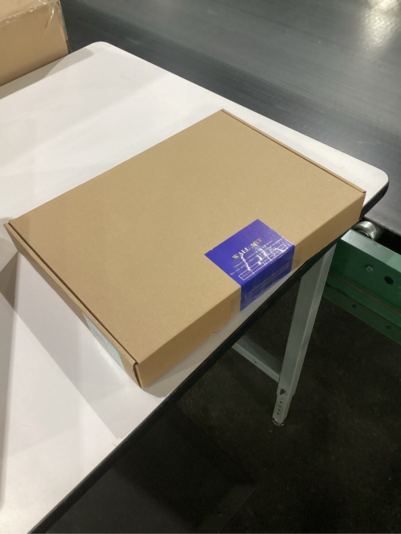 https://lotting-media.assets.bidfta.com/lotting_e3724a21-d2ef-4011-9697-3f69e9f401c6