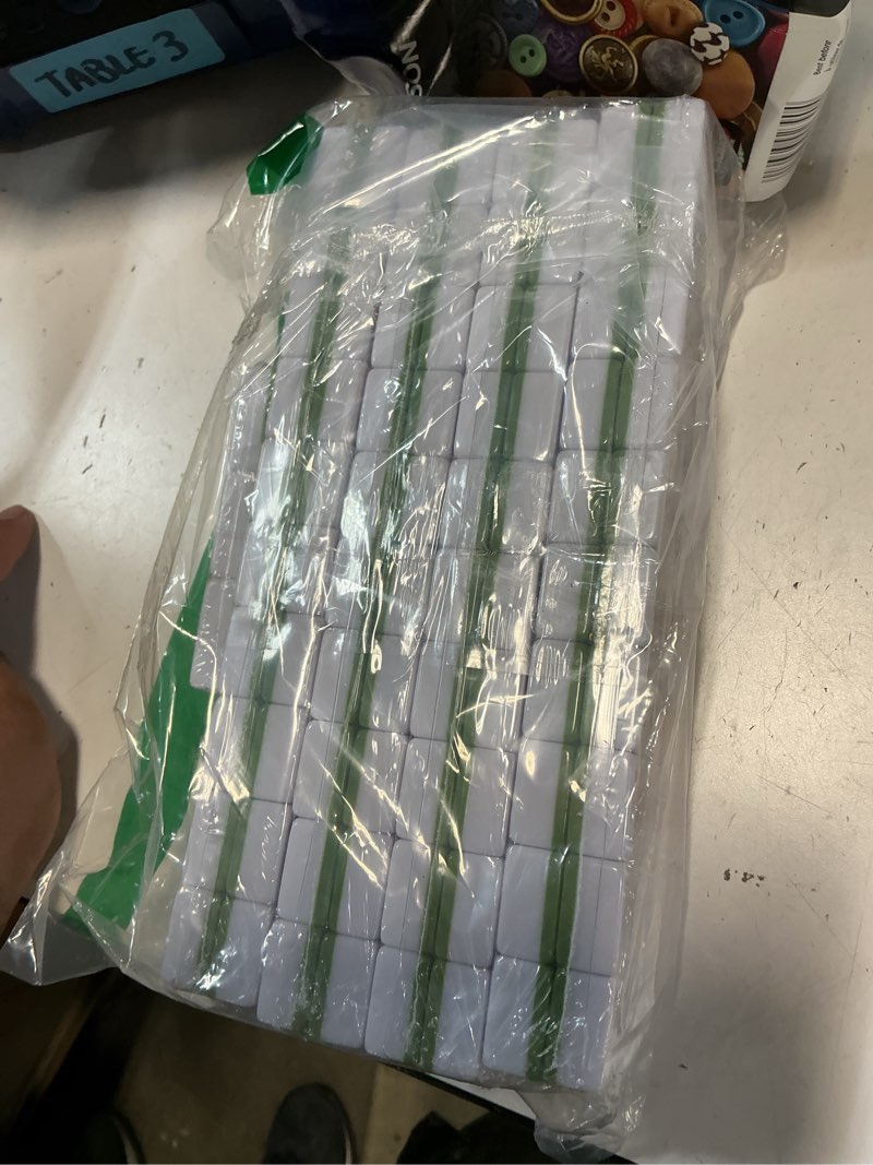 Condition photo showing Good Condition for set of american mahjong tiles, 166 american mahjong tiles with green color(1.2”,tiles only set)