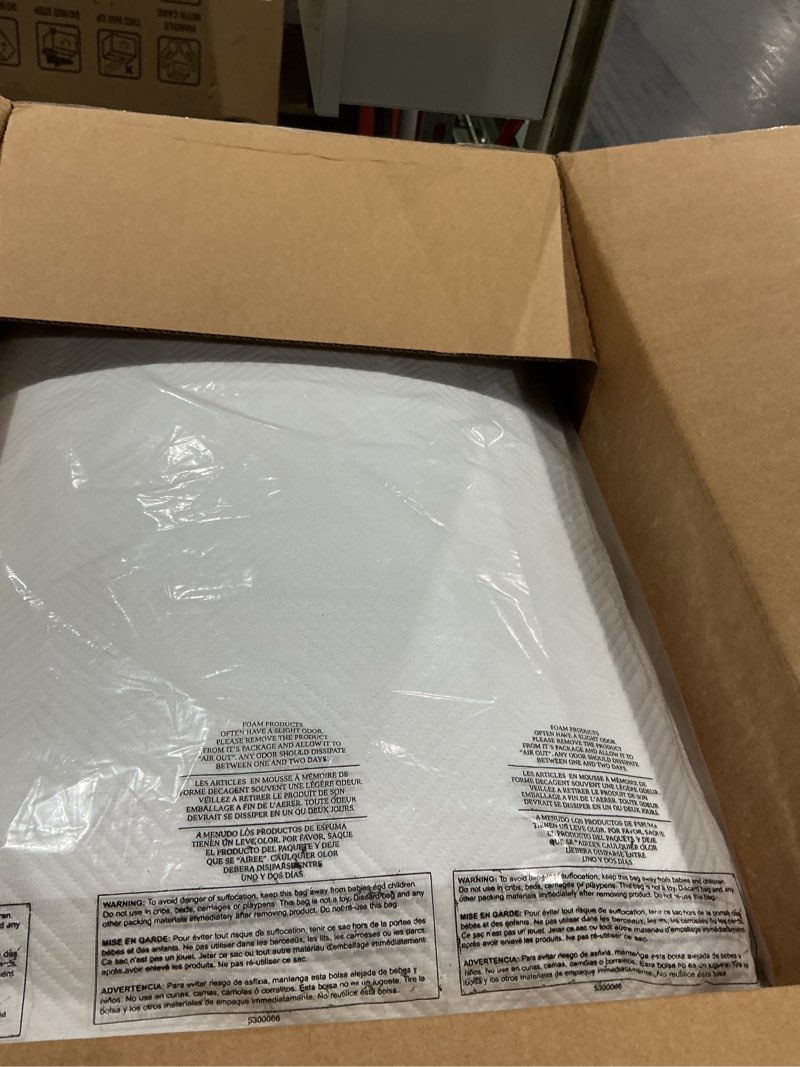 Condition photo showing Good Condition for sleep innovations 2-in-1 memory foam pillow and alternative down fiber fill, standard size, side, stomach, and back sleepers, soft-to-medium support