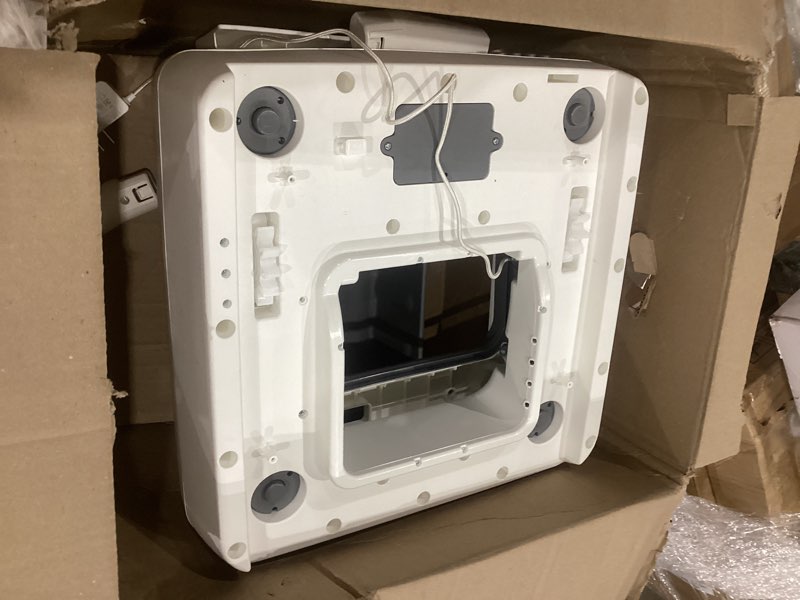 Condition photo showing Good Condition for automatic cat litter box self cleaning - app control, open-design, smart health monitor, suitable for medium cats and kittens, anti-pinch safety, quiet operation - white