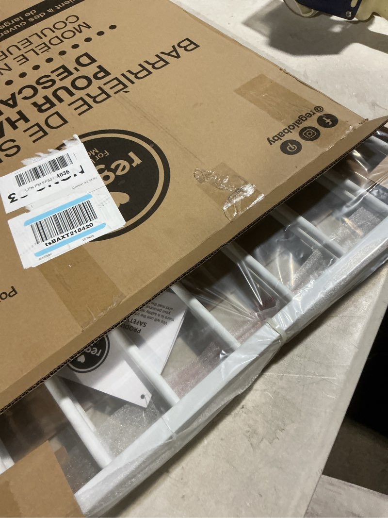 Condition photo showing Good Condition for Regalo 2-in-1 Extra Wide Stairway and Hallway Walk ThroughBaby Safety Gate, Hardware Mounting, White 24"x40.5"x28.5"(Pack of 1) White 24-40.5"W x 28.75"H