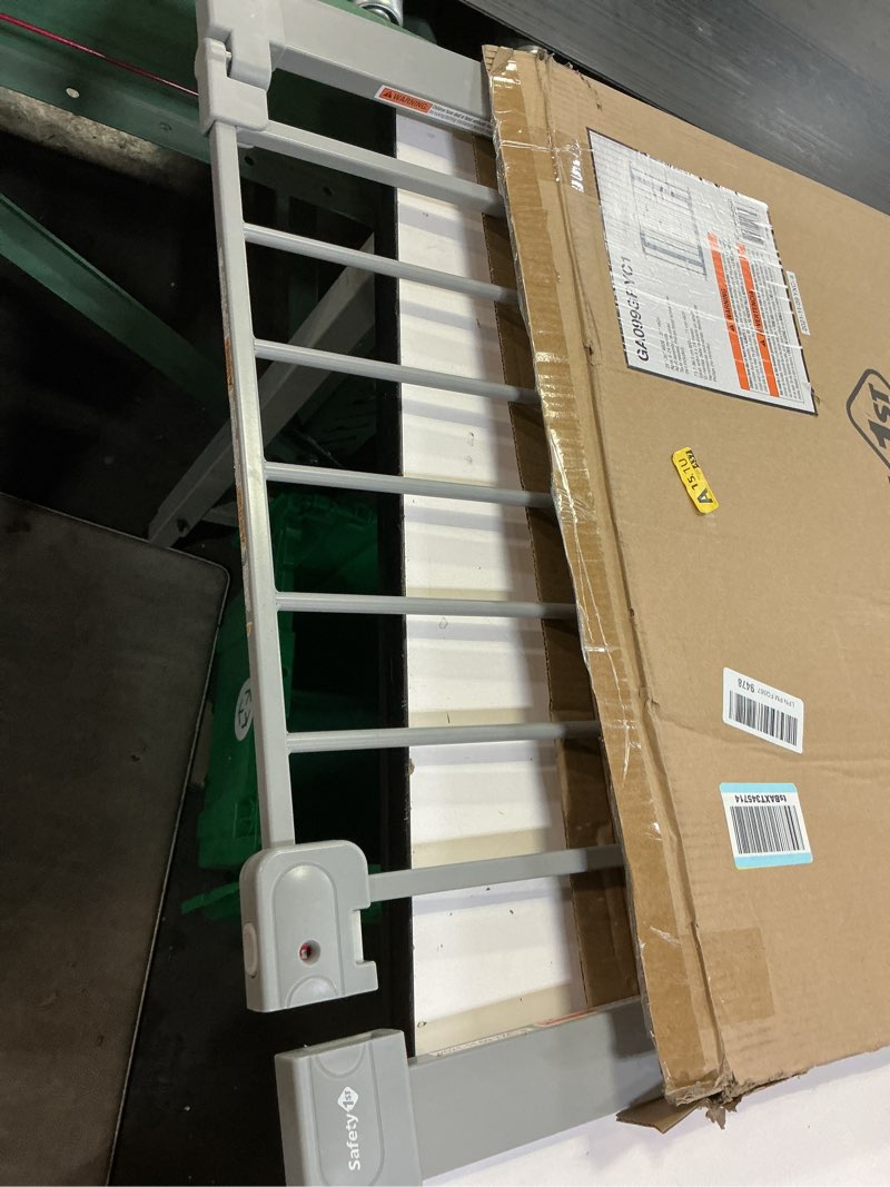 Condition photo showing Good Condition for Safety 1st Easy Install Baby Gate for Doorways, Auto-Close Pressure-Mounted Magnetic Latch, Indoor Dog Gates, No Drilling, Fits 29"-38", Grey Gray