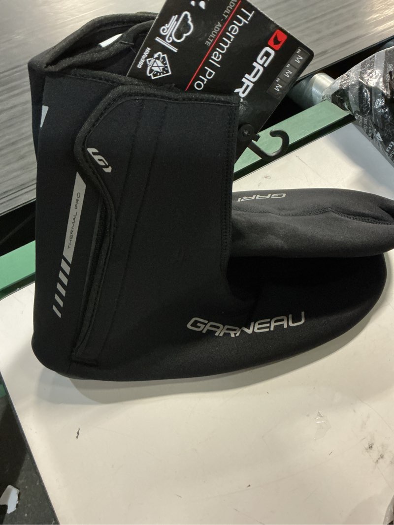 Condition photo showing Good Condition for louis garneau, thermal pro cycling shoe covers, black, medium