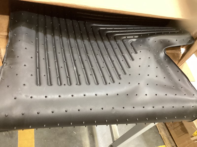 Condition photo showing Good Condition for husky liners x-act contour floor mats | fits 2021-2025 chevrolet suburban & chevrolet tahoe; 2021-2025 gmc yukon (includes xl) | 2nd row, 1-pc black - 55871