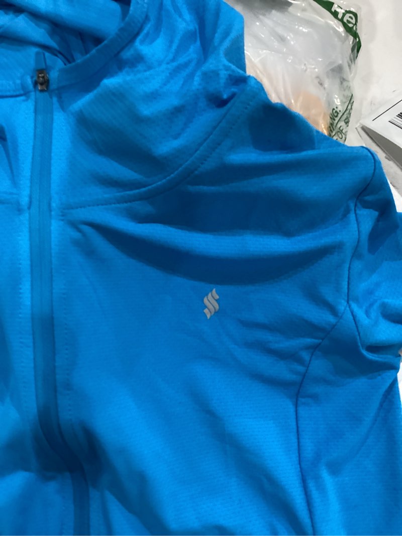 Condition photo showing Good Condition for medium wind braker jacket blue