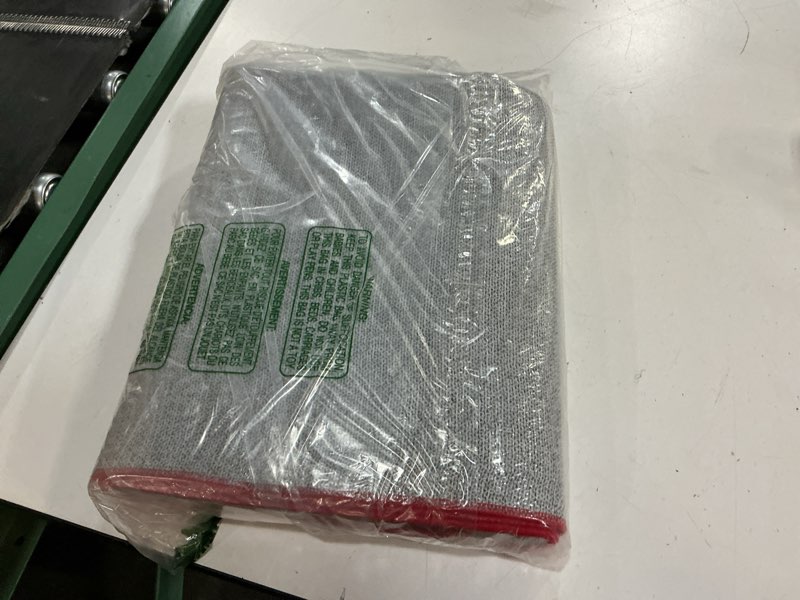 Condition photo showing Good Condition for 6 x 4 ft baseball hitting mat, non-slip rubber batting mat, baseball batting cage mat durable portable batting stance practice mat batting cage mat with home plate for indoor and outdoor
