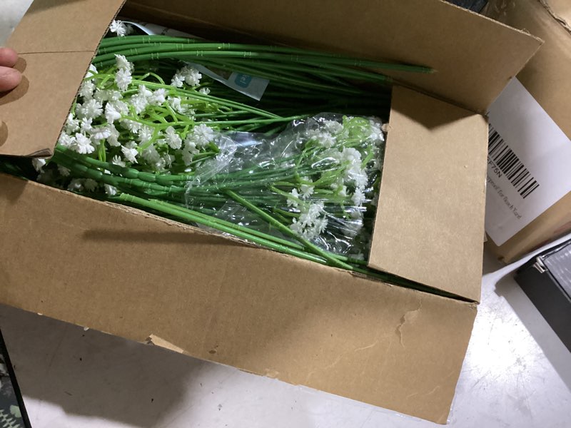 Condition photo showing New/Like New for waipfaru 30 pcs babys breath artificial flowers, baby breath flowers artificial bulk, real touch white fake flowers, faux babies breath gypsophila for wedding home decor floral arrangement white 30 pcs