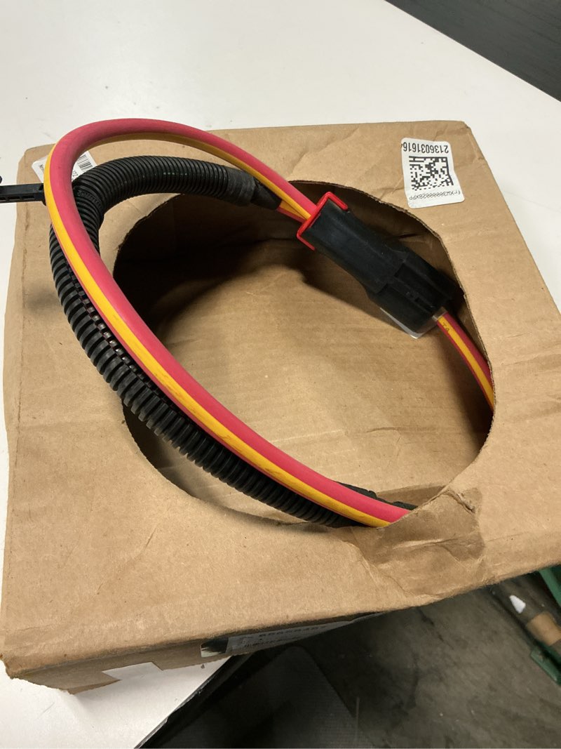 Condition photo showing Good Condition for GM Genuine Parts 85658487 Generator Battery Jumper Cable