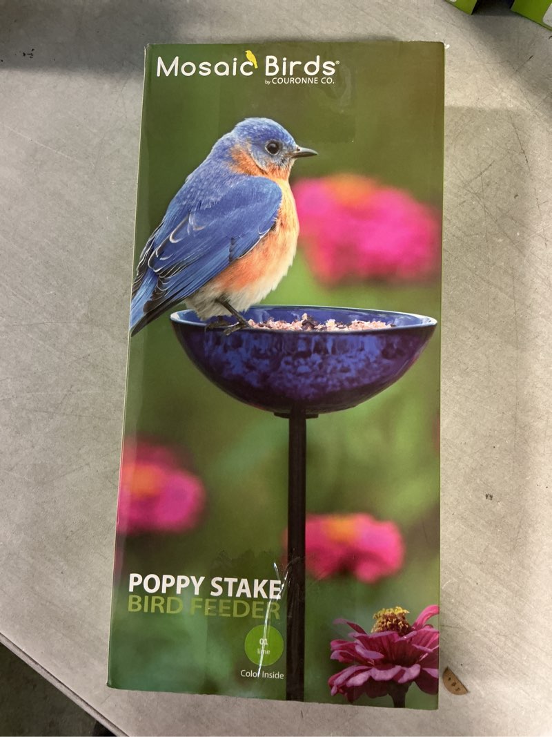 Condition photo showing New/Like New for Couronne COURM38720001 Poppy Stake Feeder Lime