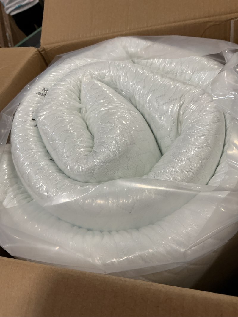 Condition photo showing Good Condition for 3 Inch Gel Memory Foam Mattress Topper Full, Cooling Mattress Topper with Removable & Washable Cover, CertiPUR-US Certified Full 3 Inch White
