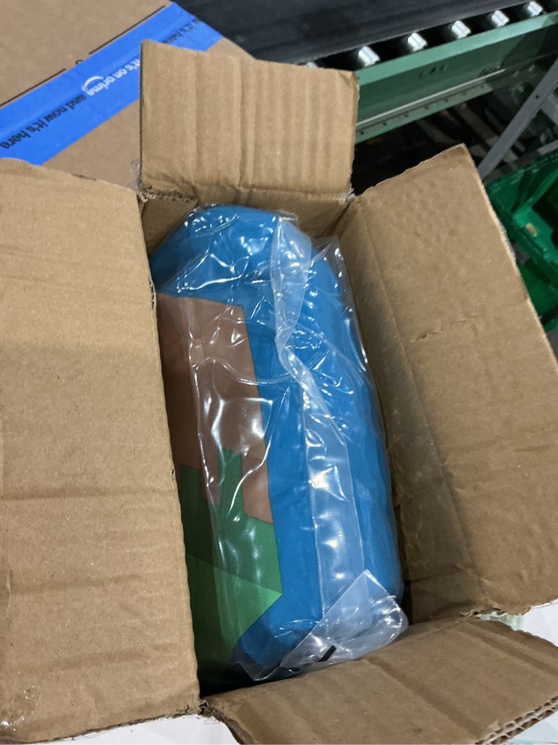 Condition photo showing New/Like New for jay franco minecraft isometric 4 piece twin bed set - includes comforter & sheet set - bedding features creeper - super soft fade resistant polyester - (official minecraft product) twin blue - minecraft