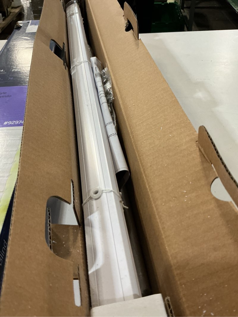 Condition photo showing Good Condition for levolor trim+go 1-in slat width 35-in x 64-in cordless white vinyl room darkening mini-blinds
