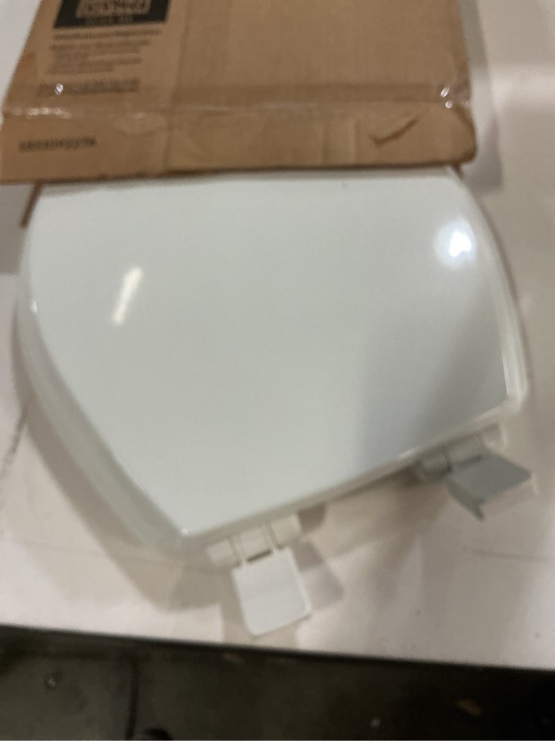 Condition photo showing Good Condition for mayfair cassel slow close toilet seat, easy clean, non slip premium wood seat, easy install, made in usa, round, white