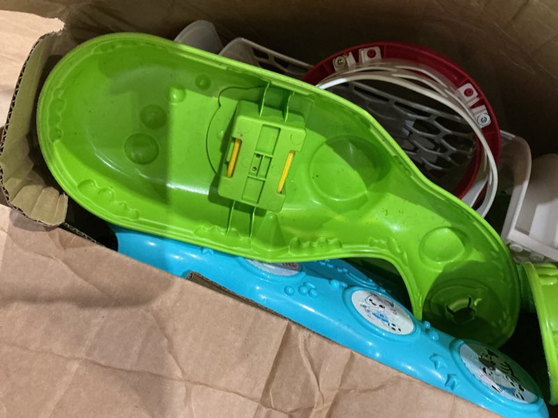 Condition photo showing As Is for vtech smart shots sports center (frustration free packaging), yellow